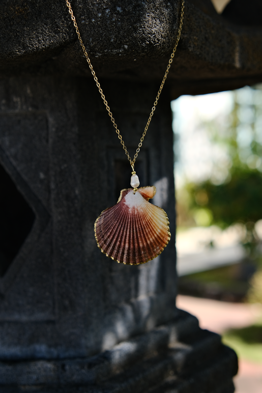 Pearl Adorned Scallop Necklace